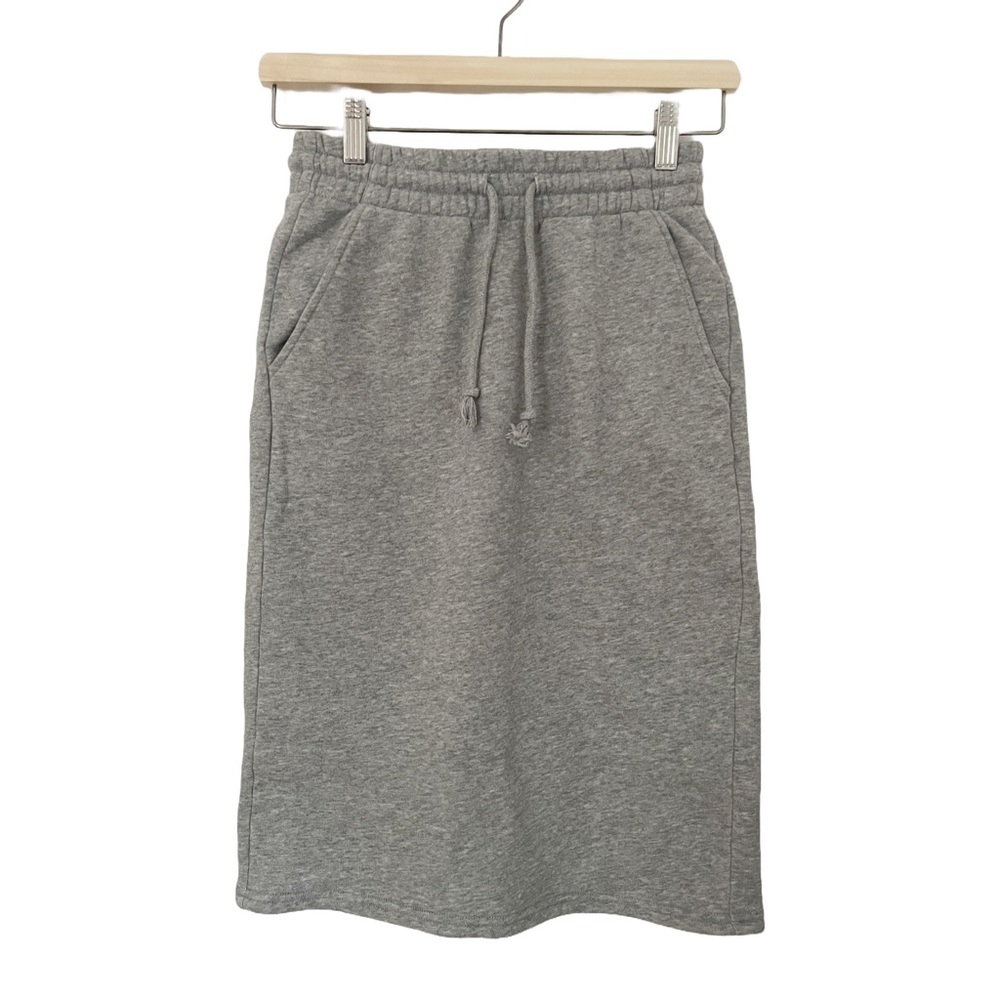 Aritzia TNA Heather Gray Fleece Skirt